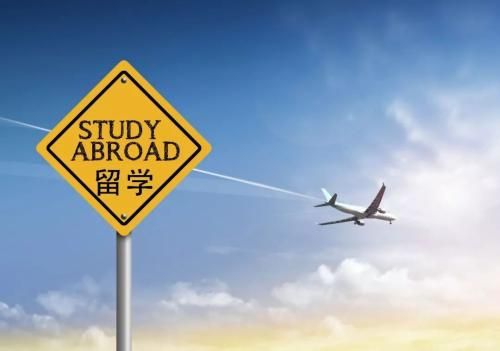 What should we pay attention to when choosing to study abroad?